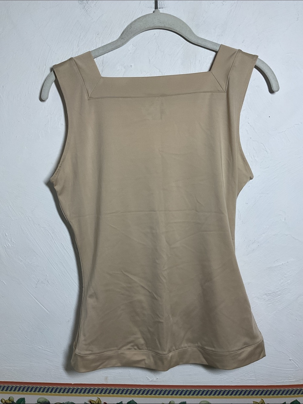 SPANX Hide & Sleek Square Neck Shaping Tank Cami Nude Beige Size L - Picture 5 of 6
